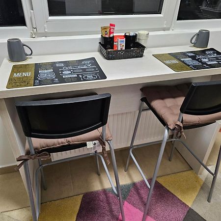 Luxury 1 Bedroom Apartment Roşu 外观 照片