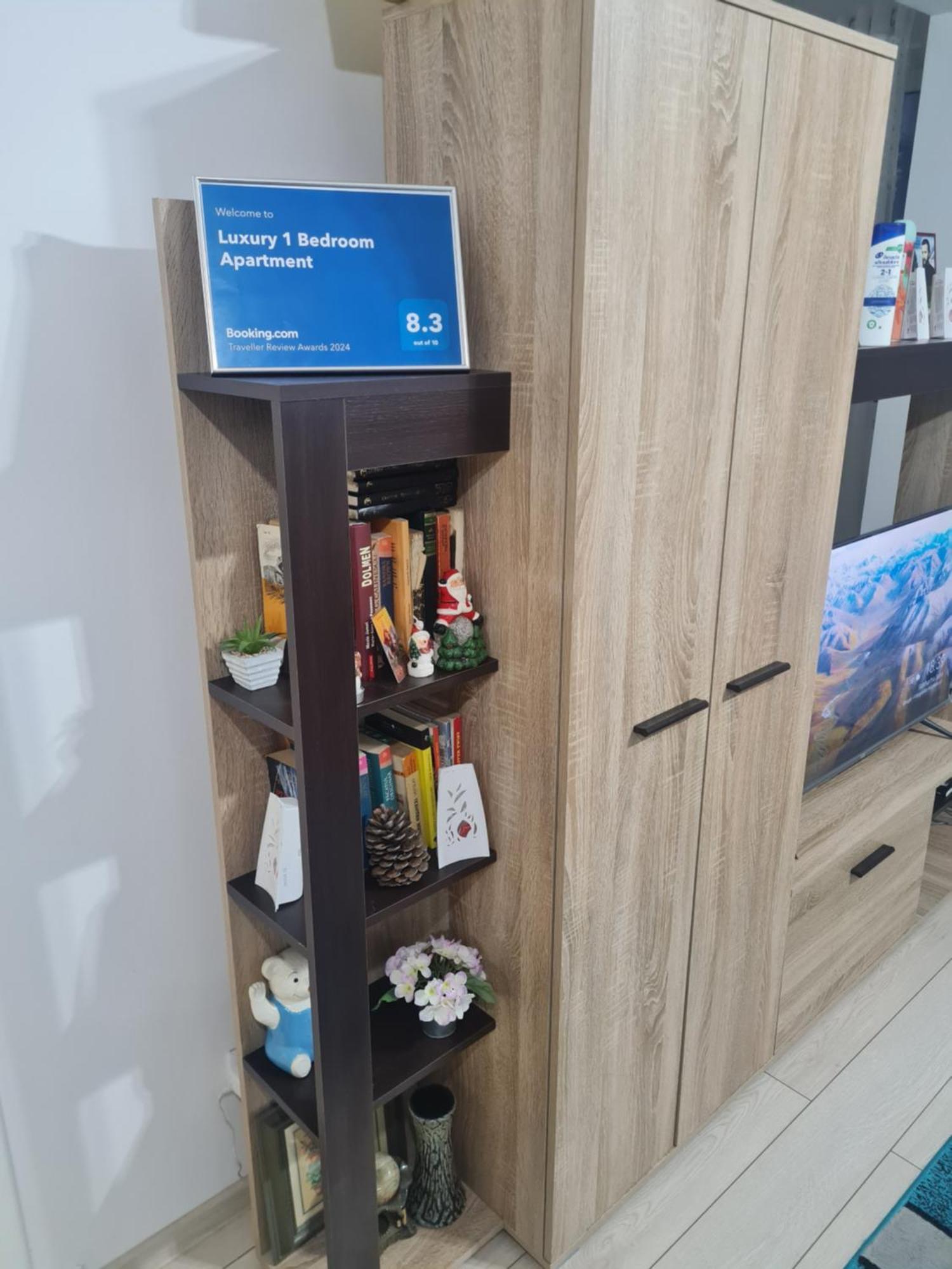 Luxury 1 Bedroom Apartment Roşu 外观 照片
